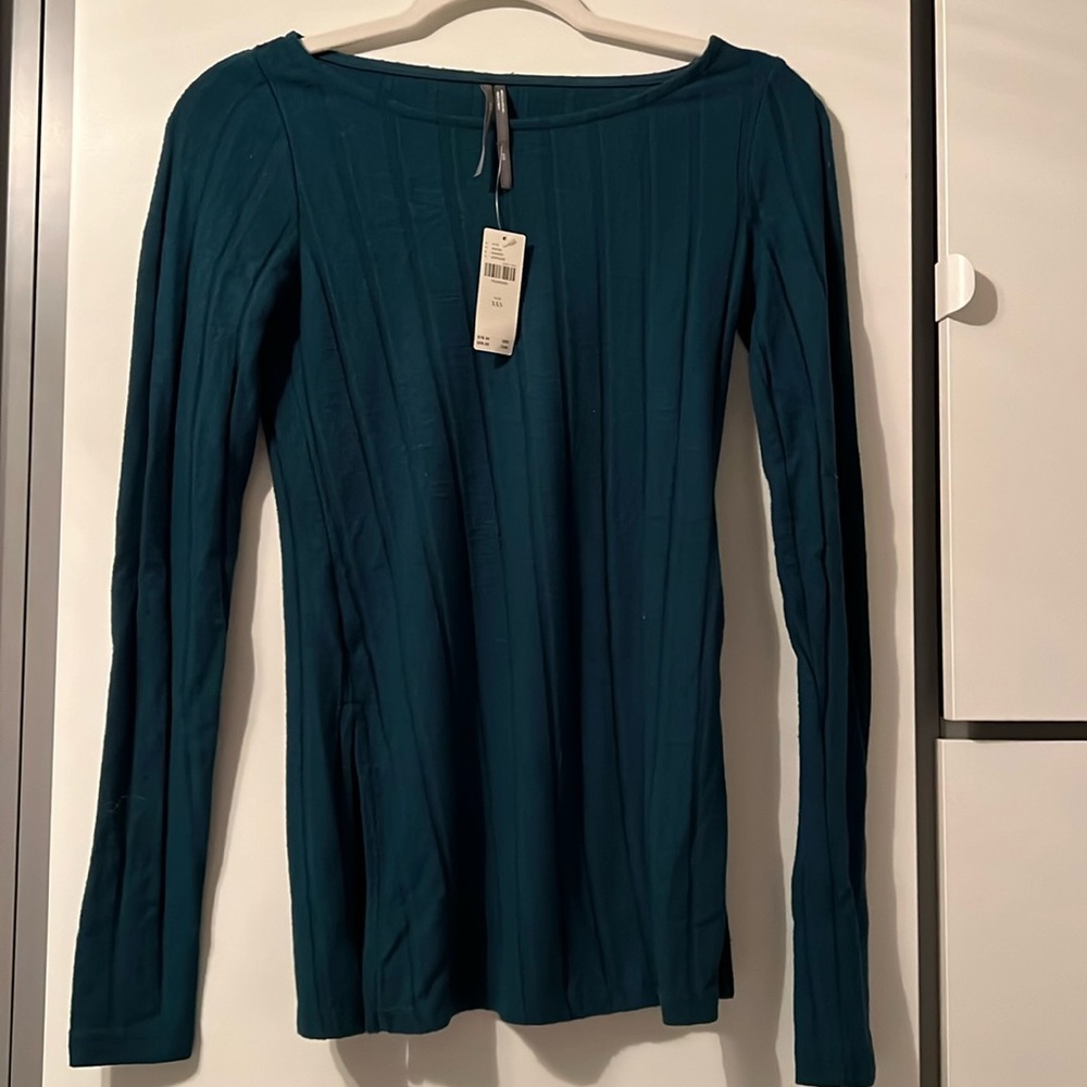 NWT Anthropologie woman long sleeve shirt - tunic